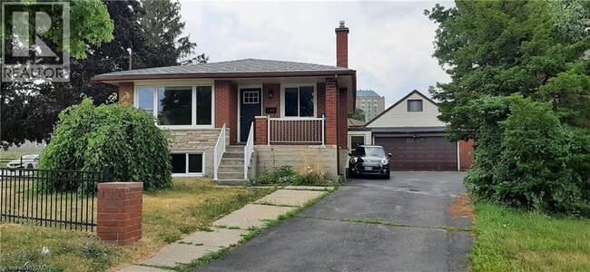 Building Photo - 199 Jansen Ave