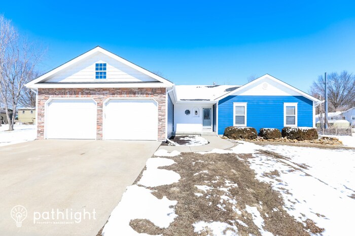 Foto principal - 1000 Oakwood Street, Harrisonville, MO, 64701