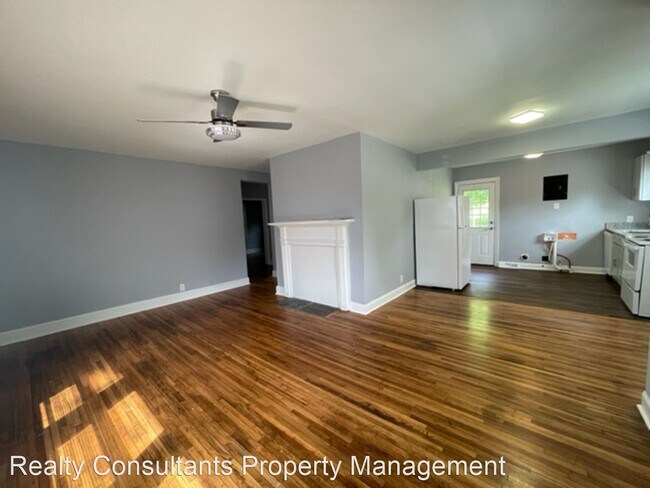 Building Photo - 3 br, 1 bath House - 2024 Barringer Drive