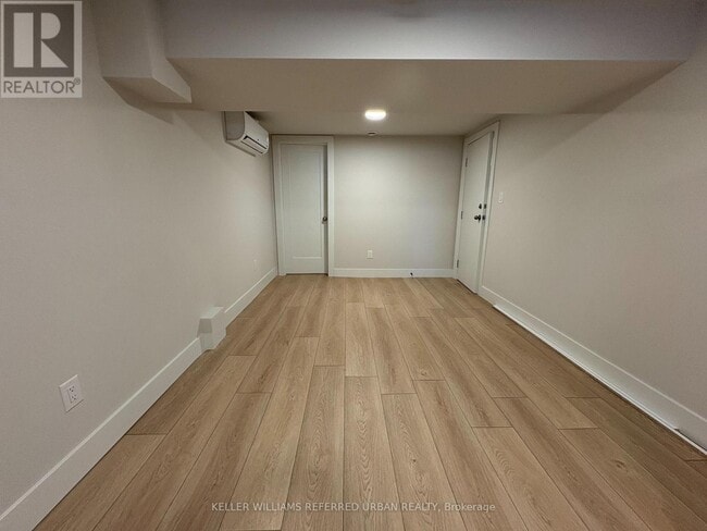 Building Photo - 113 Almore Ave