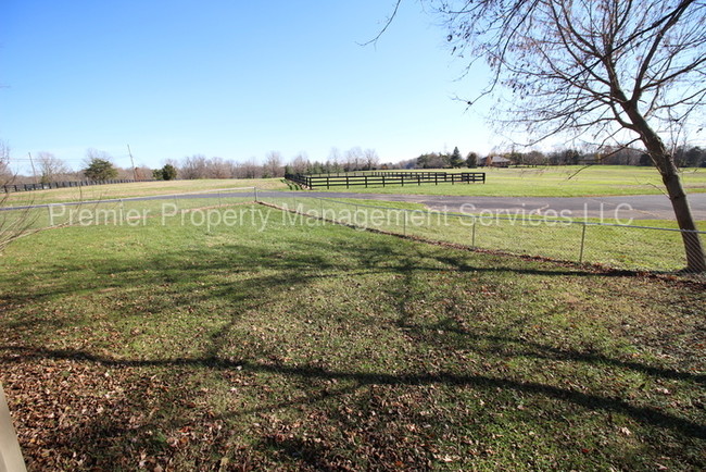 Building Photo - 12604 S Pope Lick Rd