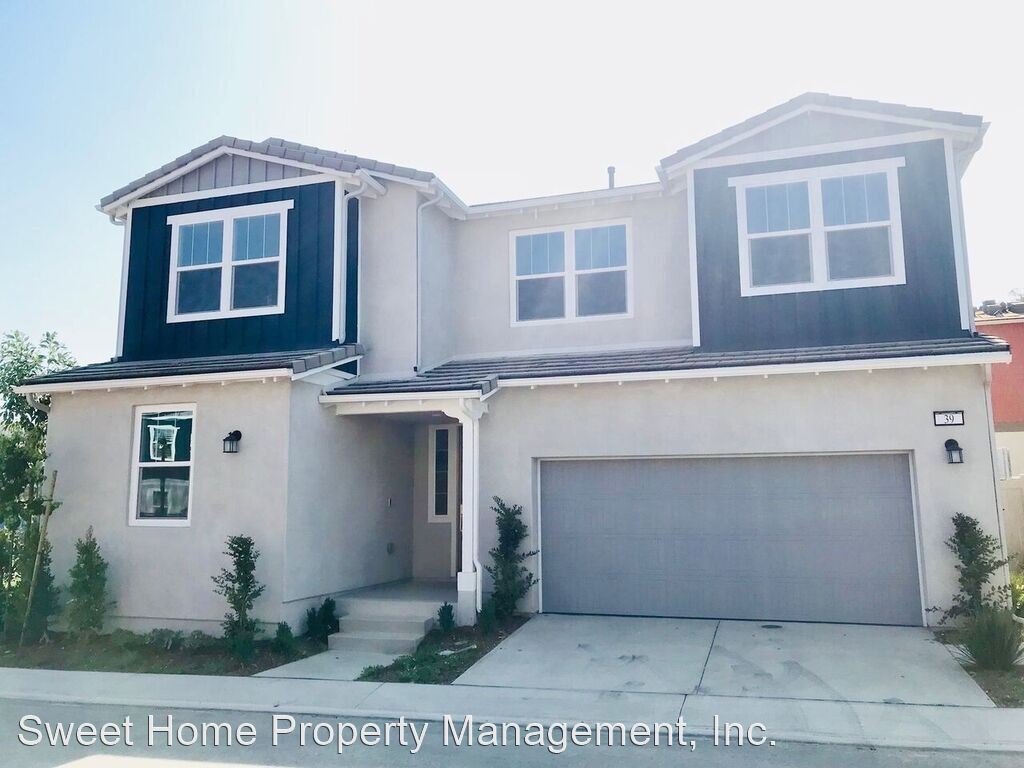 Primary Photo - 5 br, 4 bath House - 39 Sawtelle Court