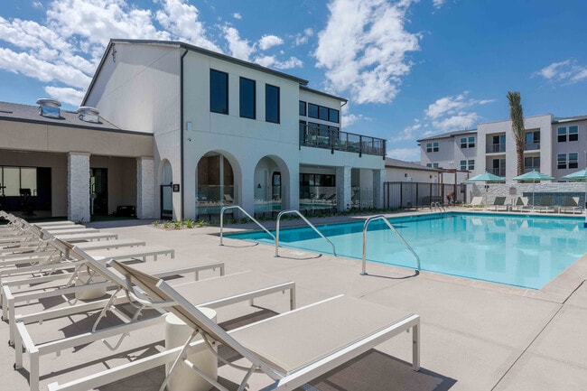 Building Photo - Desert Meadows Apartments