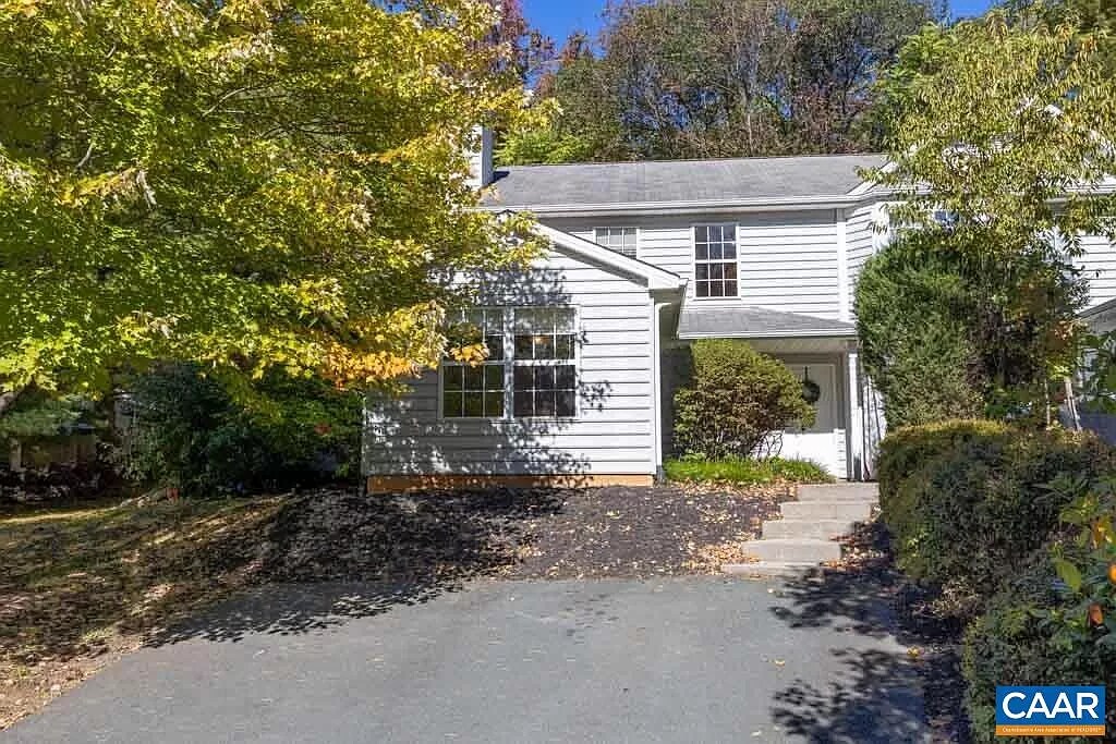 Primary Photo - 1074 Towne Ln