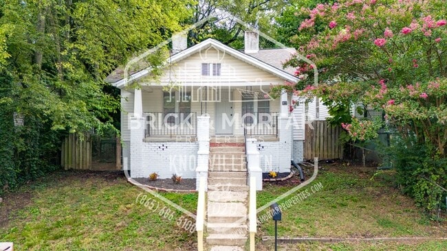 Building Photo - 411 James Ave