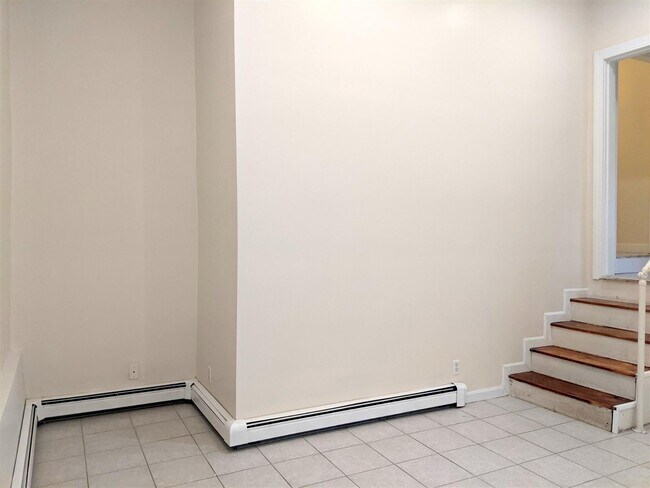 Foto del edificio - 83 Yorktown St