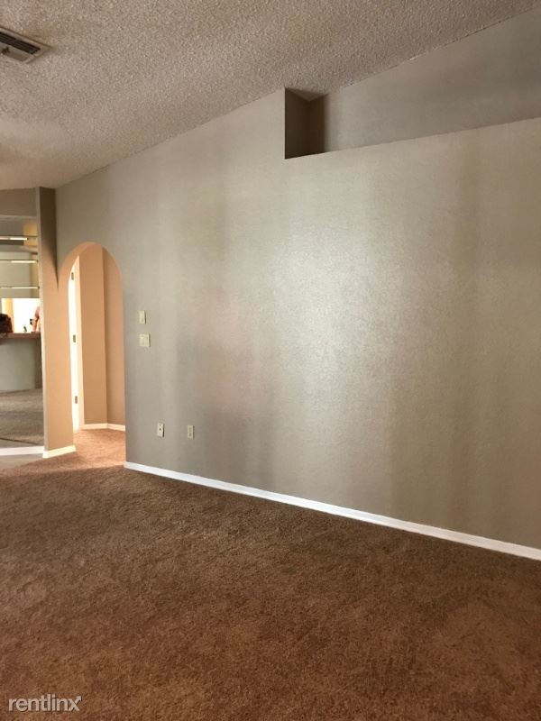 Building Photo - 12490 Huntington Woods Ave