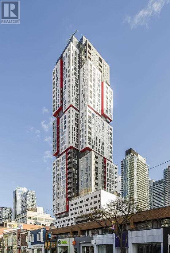 Building Photo - 318 Richmond St W