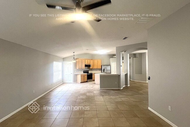 Building Photo - 25136 Ironwedge Dr