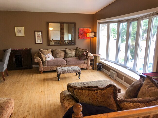 Foto del edificio - 7608 Dorcas St