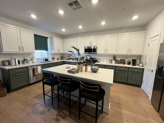 Building Photo - 2133 Verde Ranch Rd