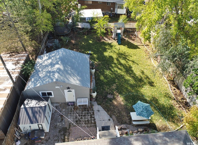 Building Photo - 120 E 350 N