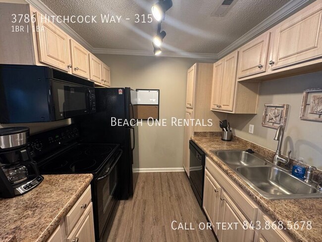 Building Photo - Myrtle Beach - 1 Bedroom / 1 Bathroom Furn...