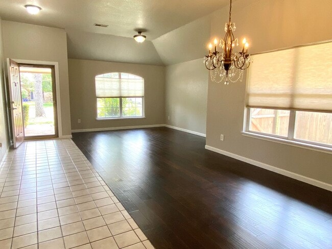 Foto del edificio - 4 Bed 2.5 Bath in NW OKC // Deer Creek Schools