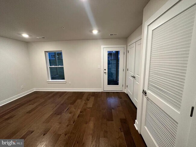 Foto del edificio - 814 Pecan Rd