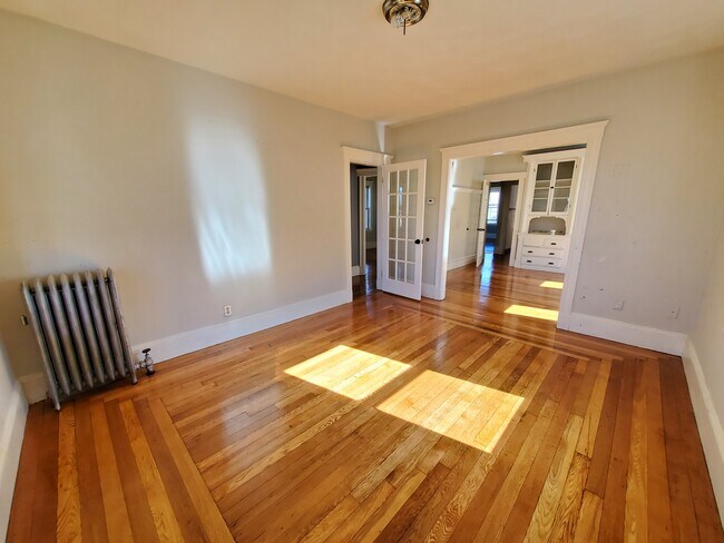 Foto del edificio - 623 Fellsway