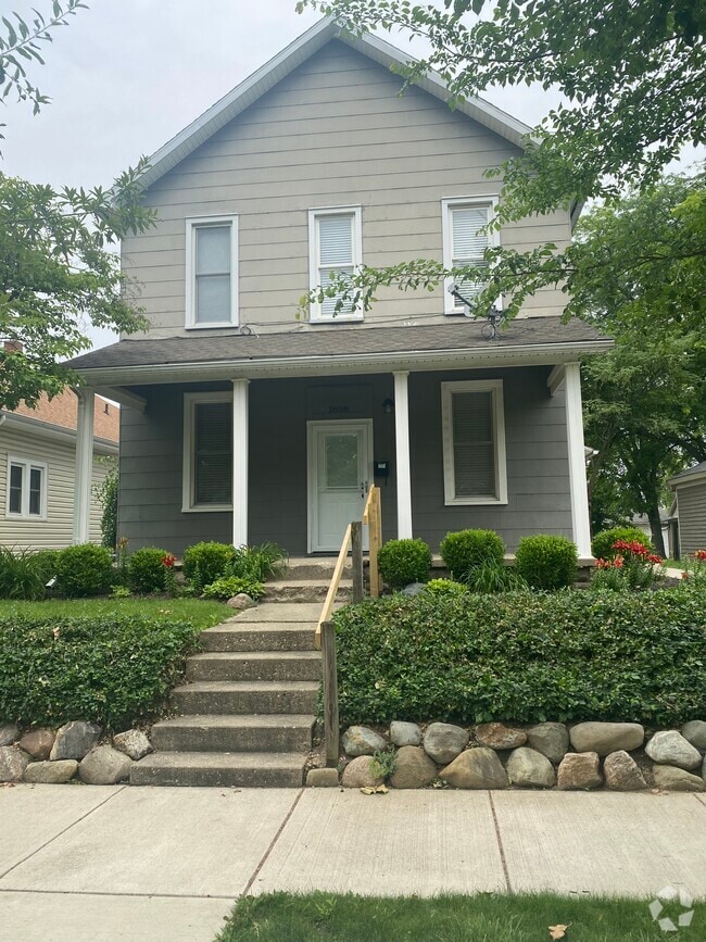 Building Photo - 1808 Thompson St