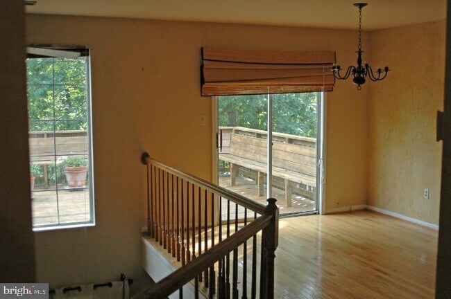 Building Photo - 1430 Wake Forest Dr