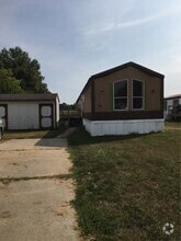 Building Photo - 278 W 375 N