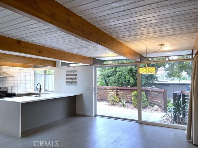 Building Photo - 218 Del Gado Rd