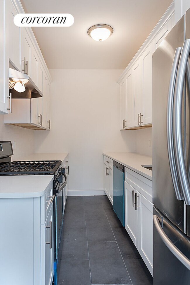 Foto del edificio - 61-05 39th Ave