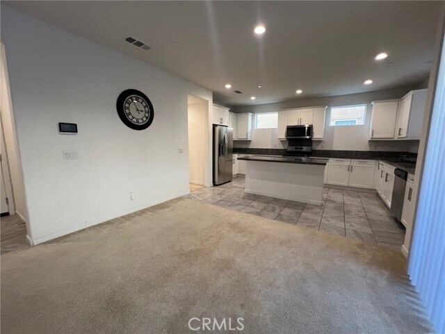 Foto del edificio - 6986 Silverado St