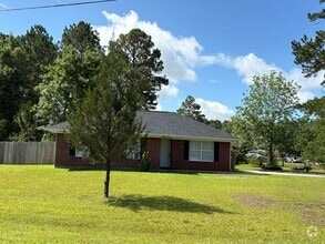 Building Photo - 223 Greene Dr
