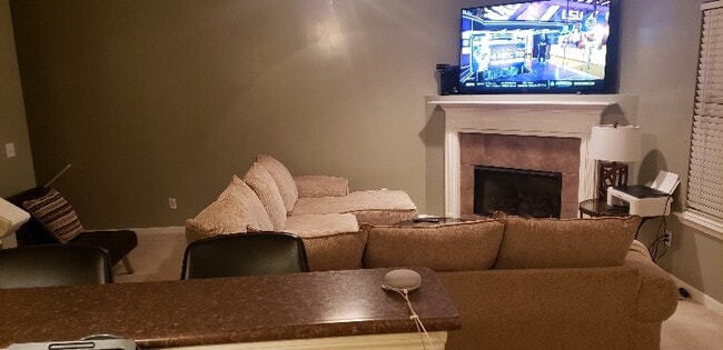 Building Photo - 13 Orchid Ln