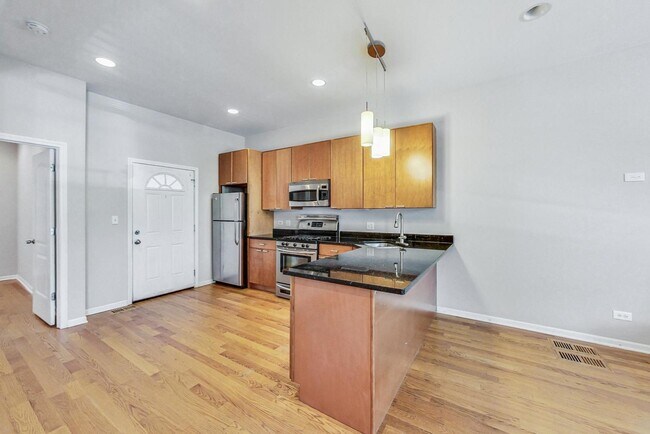 Foto del edificio - 2839 W Cortez St