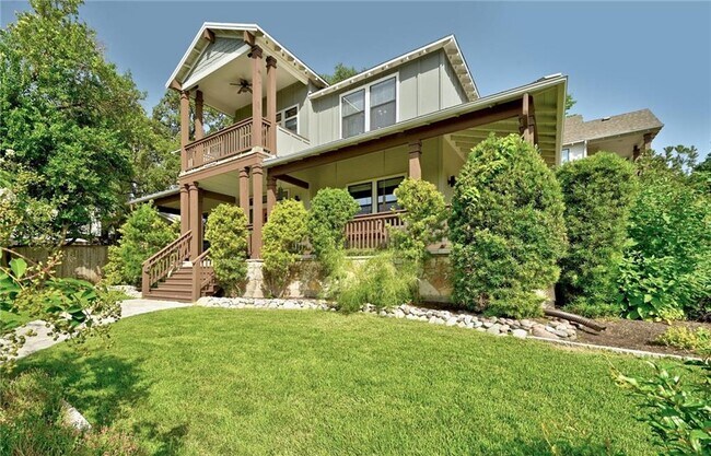 Foto del edificio - 1318 Newning Ave