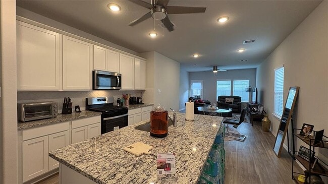 Building Photo - 23343 Spring Genesis Ln