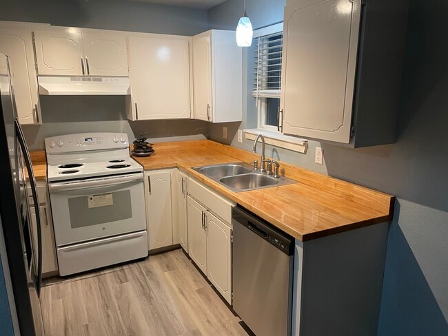 Foto del edificio - 5804 186th Ave E