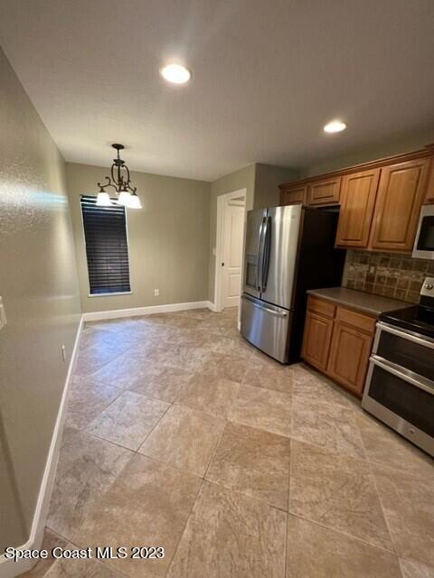 Building Photo - 2576 Southover Dr NE