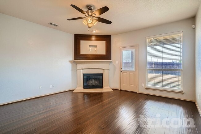 Building Photo - 8508 Axis Deer Run