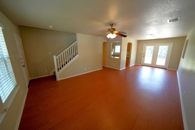 Foto del edificio - 2 Story Home Available in Cibolo! Realtor commission: $500