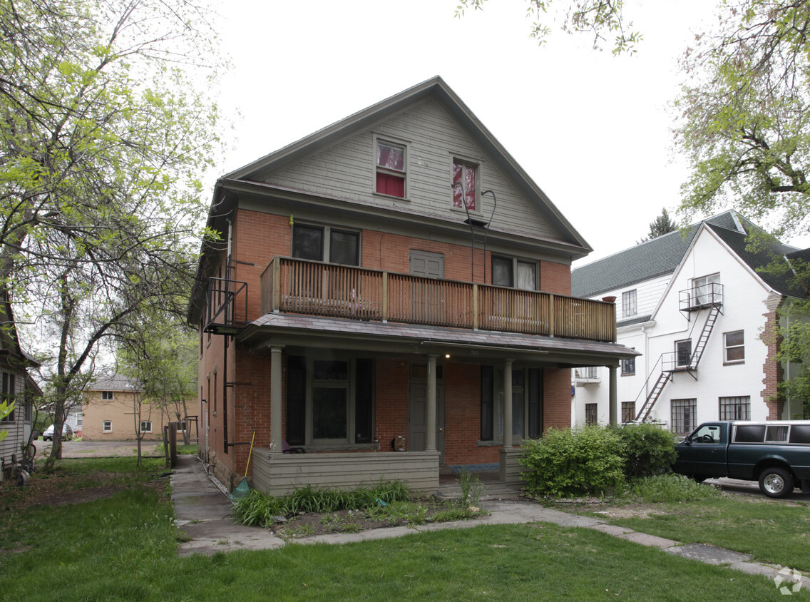 Building Photo - 722 Remington St