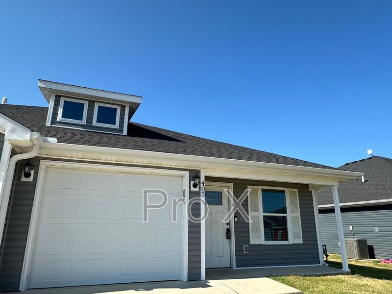 Primary Photo - 405 Alex Jordan Dr