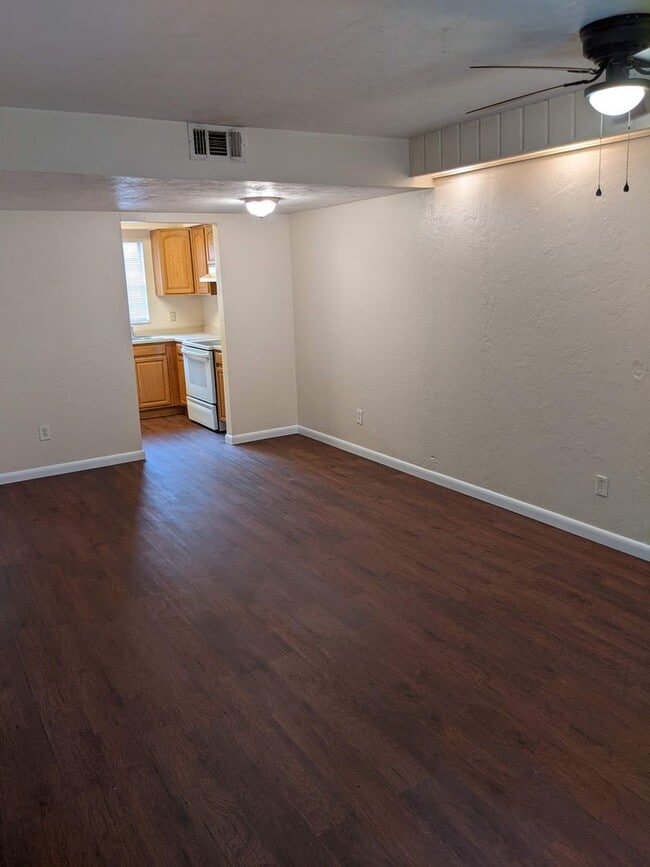 Building Photo - Mossy Oaks, 4123-3