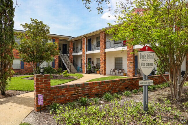 20 Davis Blvd - Perfect for TGH Employees - Davis Islands Apartments