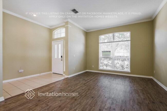 Foto del edificio - 819 Rivers Ct