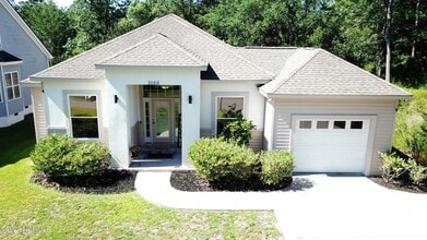 Building Photo - 3169 Pine Hill Dr SW
