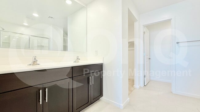 Foto del edificio - 40414 W Sunland Dr