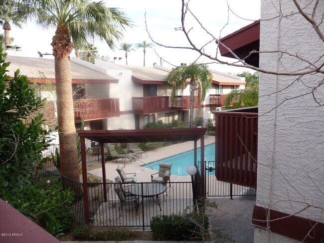 Foto del edificio - 1402 W Osborn Rd
