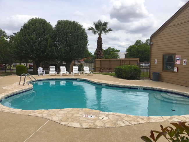 Piscina - Apple Creek Apartments