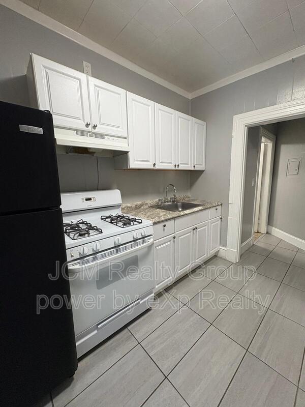 Photo - 64 Hollis St Apartment