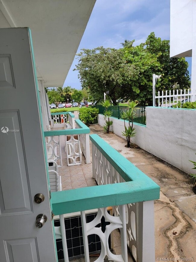 Building Photo - 6490 Collins Ave