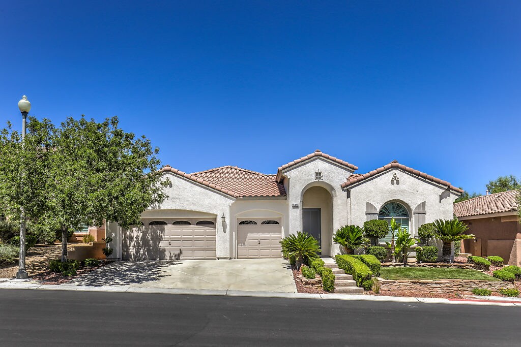 Foto principal - 11412 Rancho Portena Ave