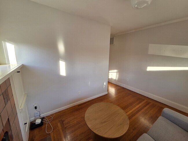 Building Photo - 3916 Quigley St