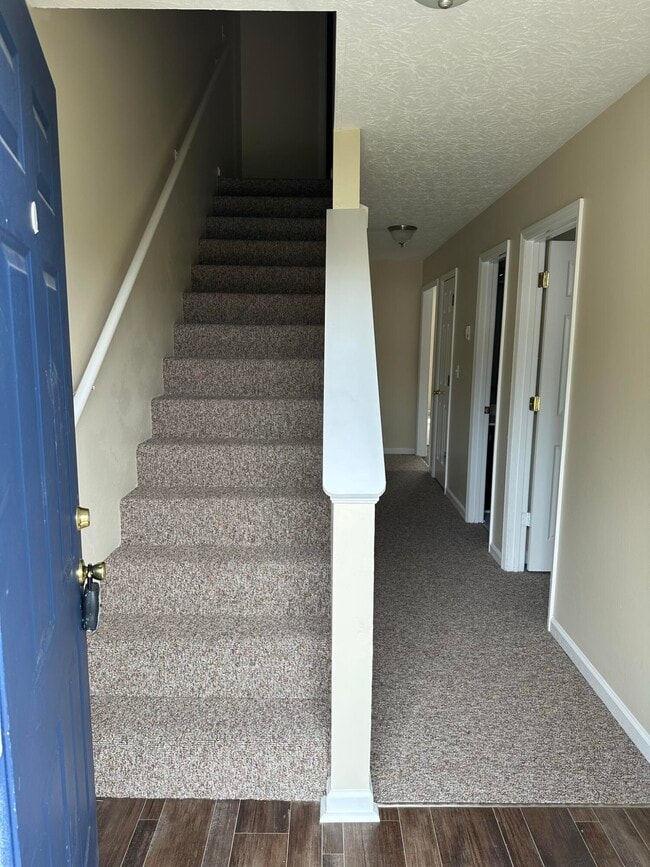 Building Photo - 1021 Excel Ct