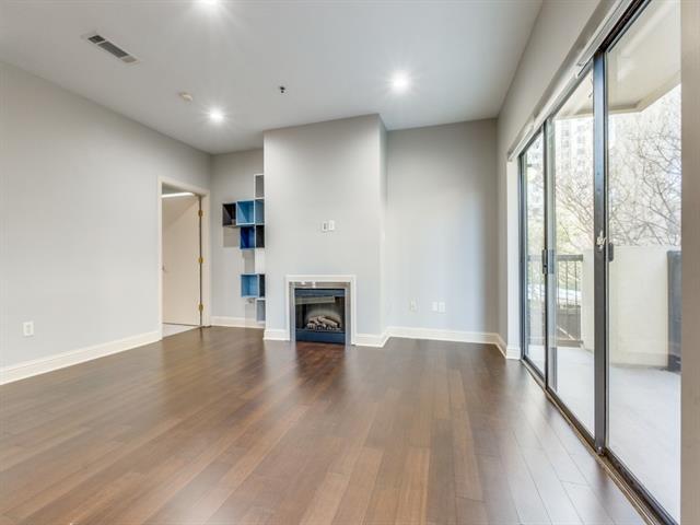 Building Photo - 4122 Avondale Ave